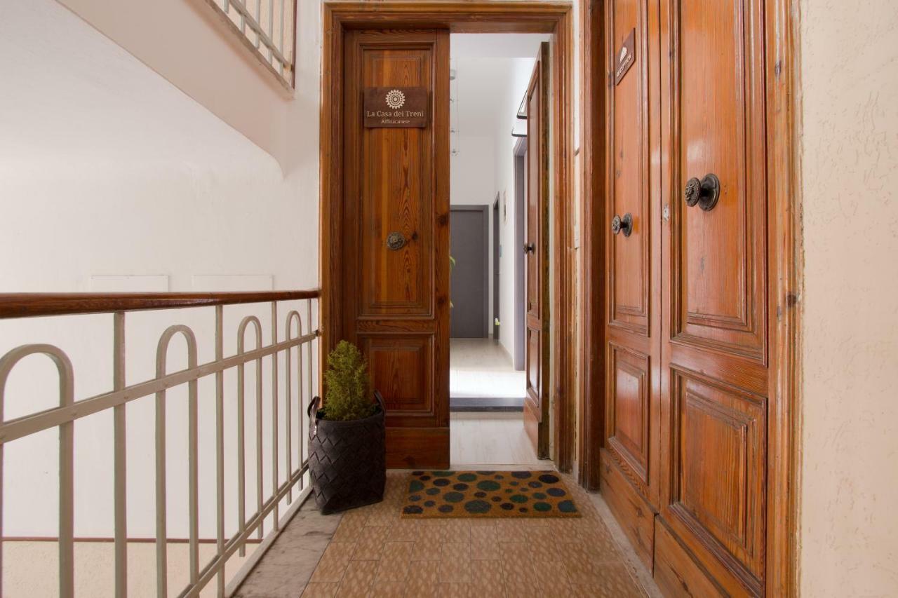 La Casa Dei Treni Affittacamere City Rooms For Travel Lovers La Spezia Exteriér fotografie